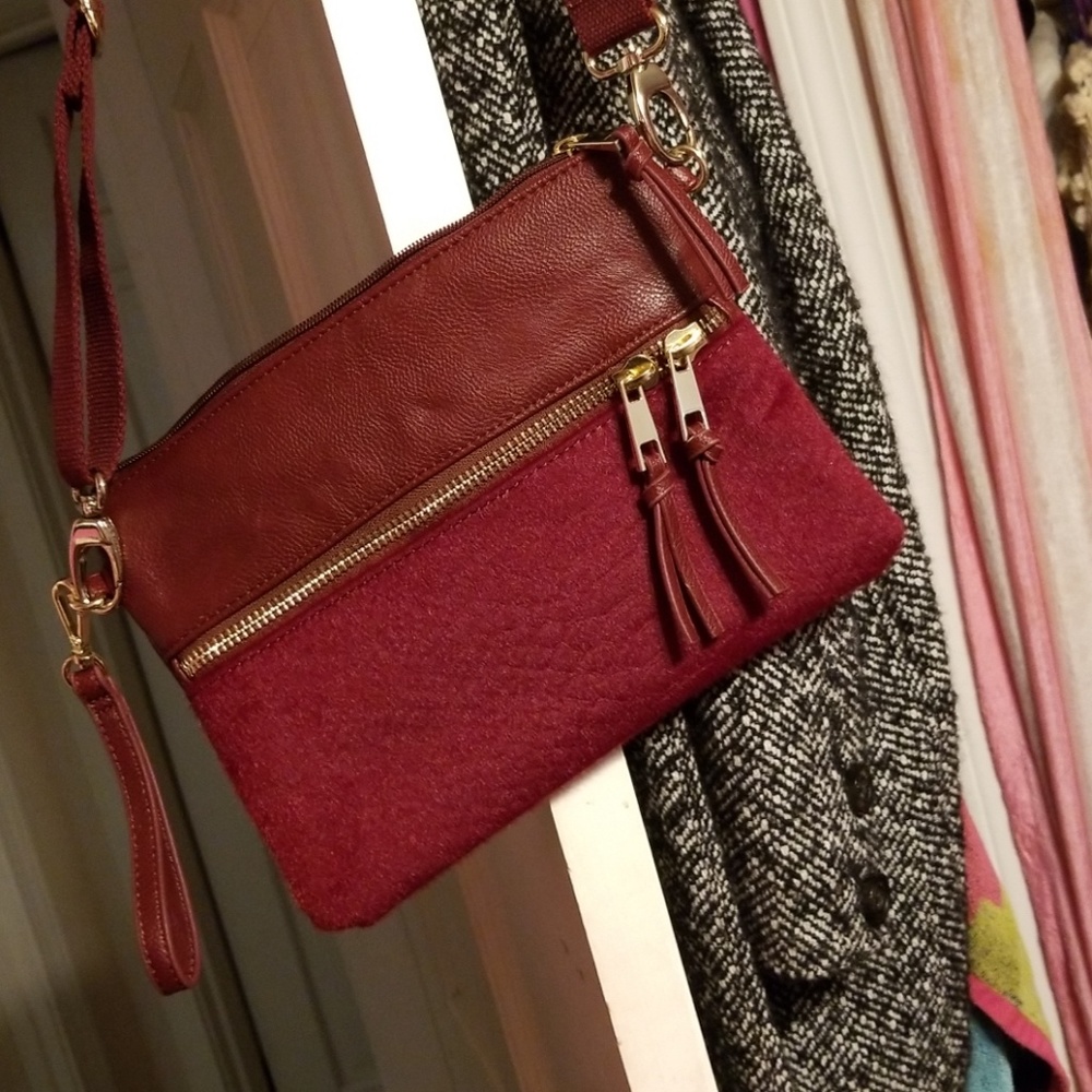 Sondra Roberts // Maroon Crossbody